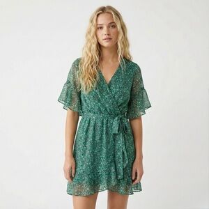 Sadie & Sage Floral Mini Dress NWT Small Green Faux Wrap Boho Cottagecore Summer